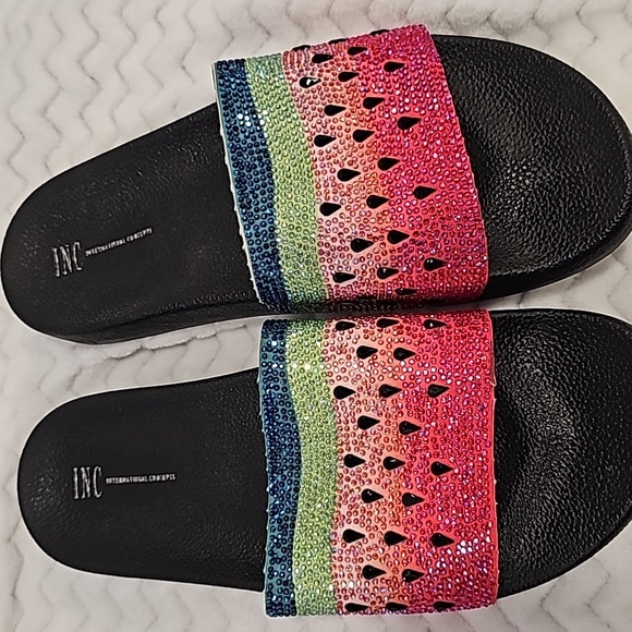 INC watermelon slides - Picture 3 of 7